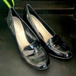 Nickels Black Patent Leather Heels